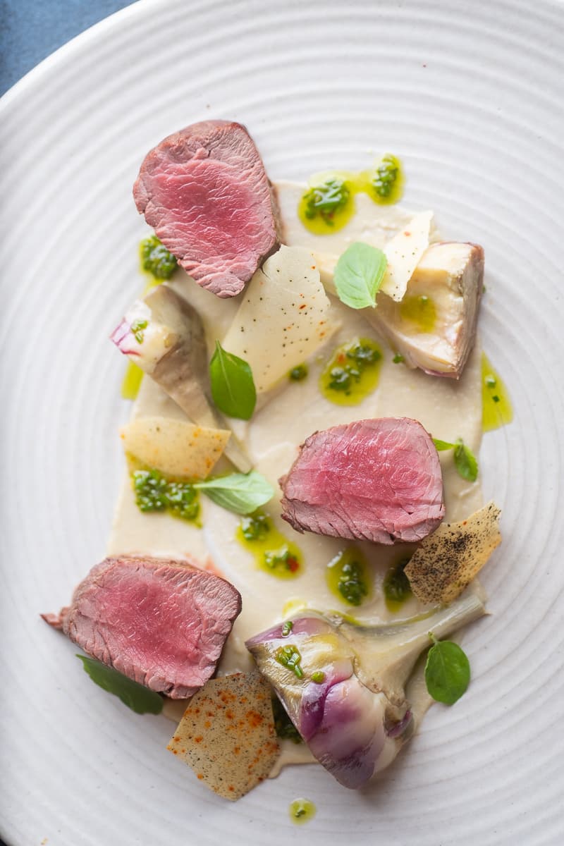 Plato de carne con puré